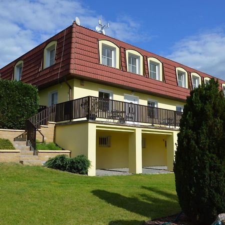 Kamyk nad Vltavou Penzion Kamejk מראה חיצוני תמונה